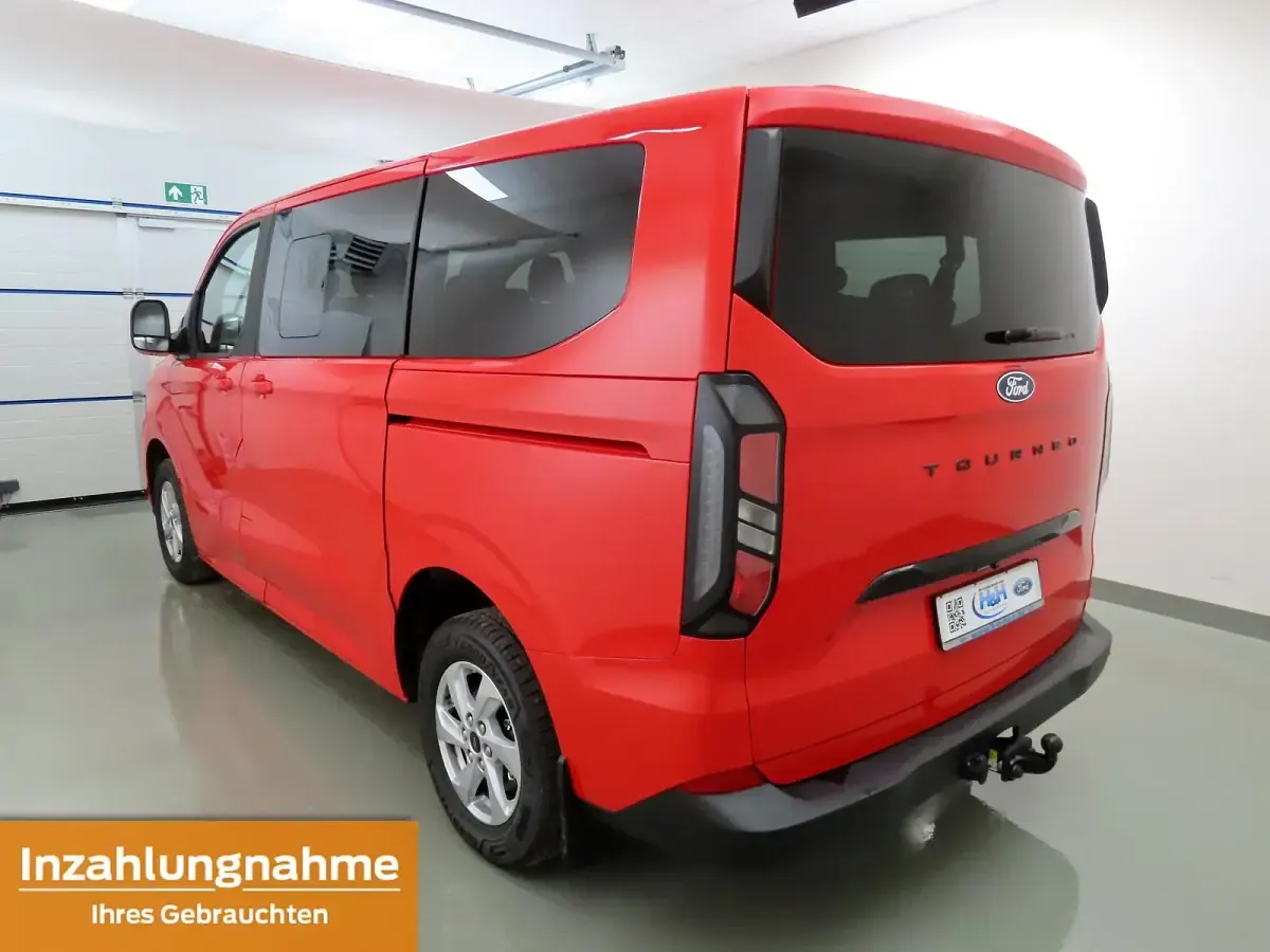Gebraucht Ford Tourneo Custom Trend 136 PS (100 kW) 2025 Racerot Van