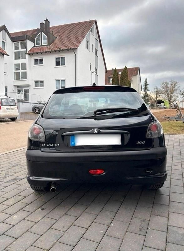 Gebraucht Peugeot 206 109 PS (80 kW) 2001 Schwarz Kleinwagen