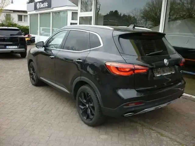 Second-hand MG EHS Luxury 258 CP (189 kW) 2022 Negru SUV