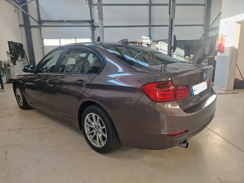 Gebraucht BMW 316 Luxury Line 116 PS (85 kW) 2013 Braun Limousine