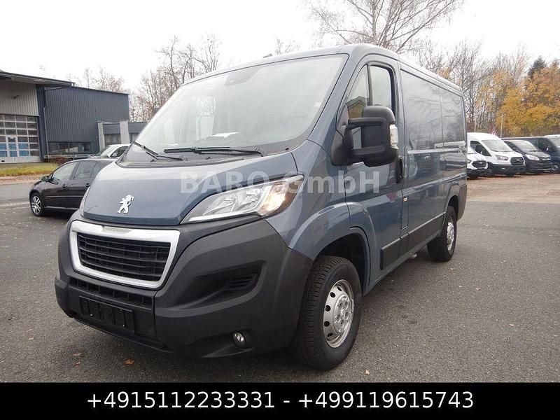 Grau Gebraucht 2021 Peugeot Boxer Van | 16.400 € (Superpreis) - Bild 1/4