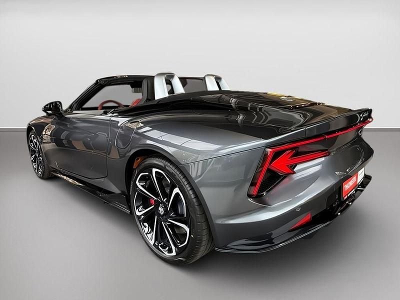 Gebraucht MG Cyberster 375 kW (510 PS) 2025 Andes grey Cabrio