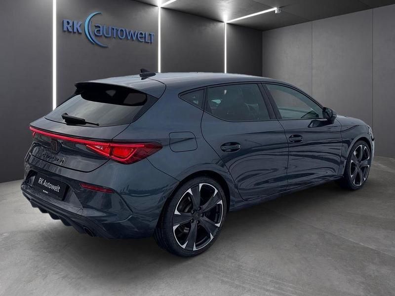 Gebraucht Cupra Leon VZ 245 PS (180 kW) 2024 Grau Limousine