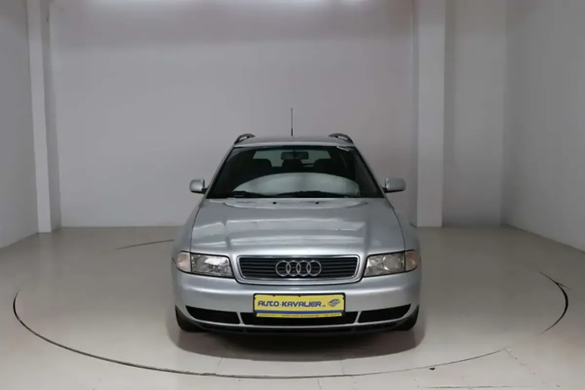 Gebraucht Audi A4 125 PS (91 kW) 1997 Silber Kombi