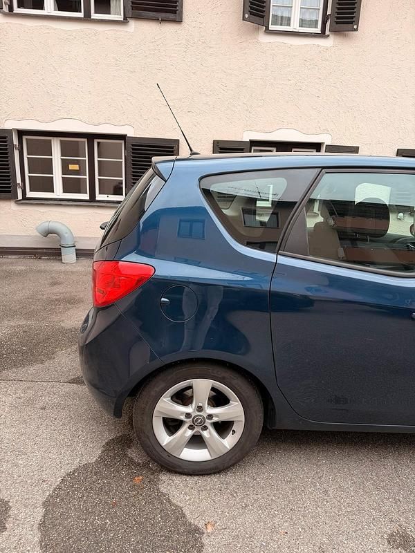 Gebraucht Opel Meriva 120 PS (88 kW) 2012 Blau Van / Kleinbus