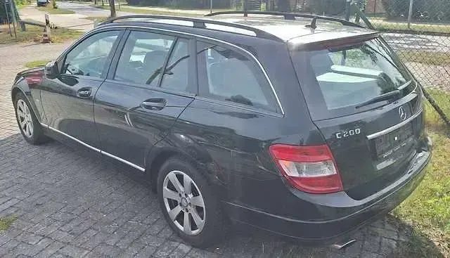 Gebraucht Mercedes C200 184 PS (135 kW) 2010 Obsidianschwarz  metalliclack Kombi