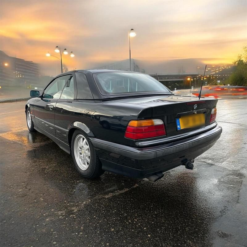 Gebraucht BMW 328 Cabriolet 193 PS (141 kW) 1998 Schwarz Cabrio