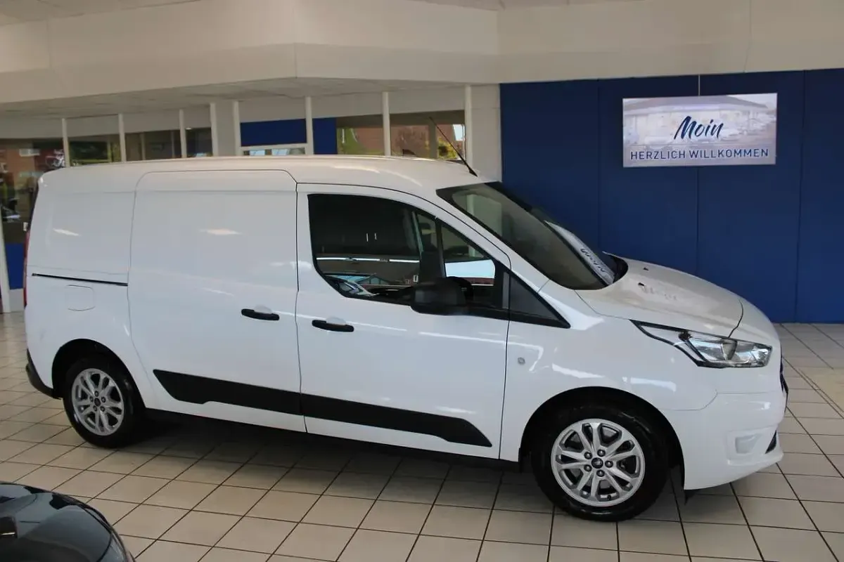 Gebraucht Ford Transit Connect Trend 99 PS (72 kW) 2021 Frostweiß Van / Kleinbus