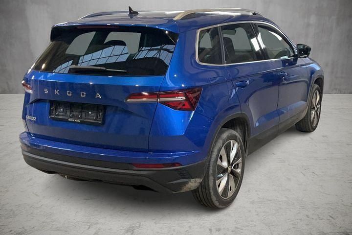 Gebraucht Skoda Karoq Selection 150 PS (110 kW) 2024 Raceblau (metallic) SUV