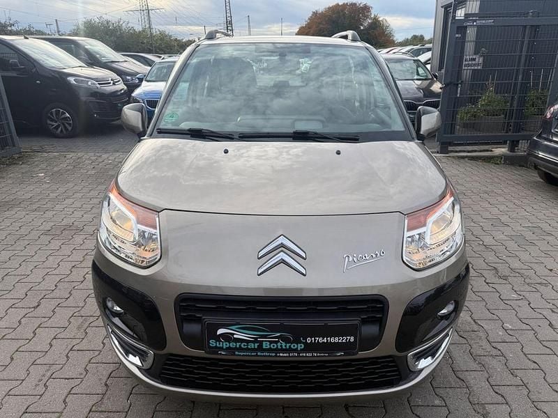 Gold Gebraucht 2011 Citroën C3 Picasso Tendance Van / Kleinbus | 6.500 € (Teuer) - Bild 1/4