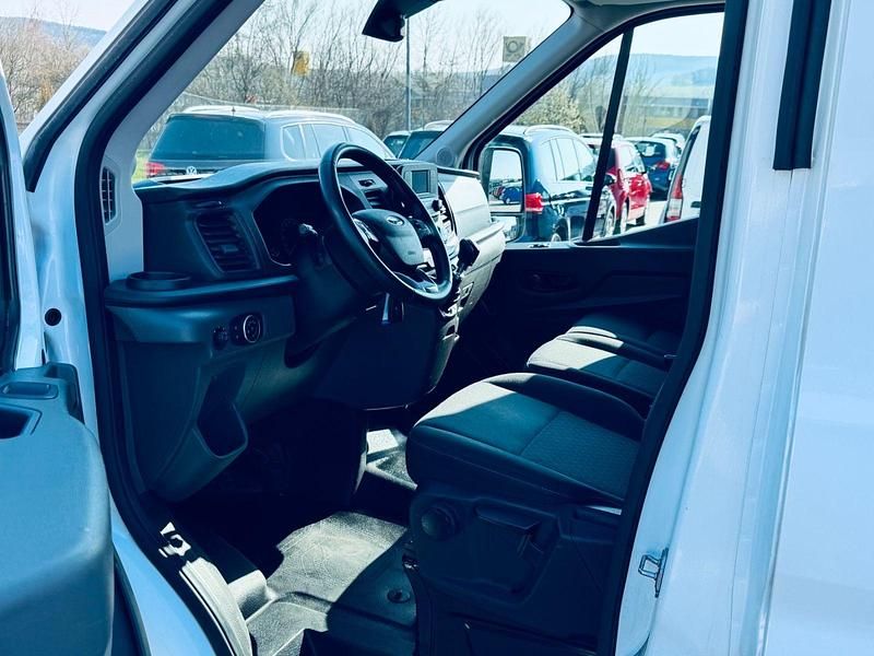 Gebraucht Ford Transit Trend 131 PS (96 kW) 2022 Weiß Van / Kleinbus