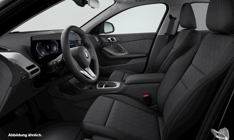 Neu BMW 118 150 PS (110 kW) 2026 Schwarz Kleinwagen