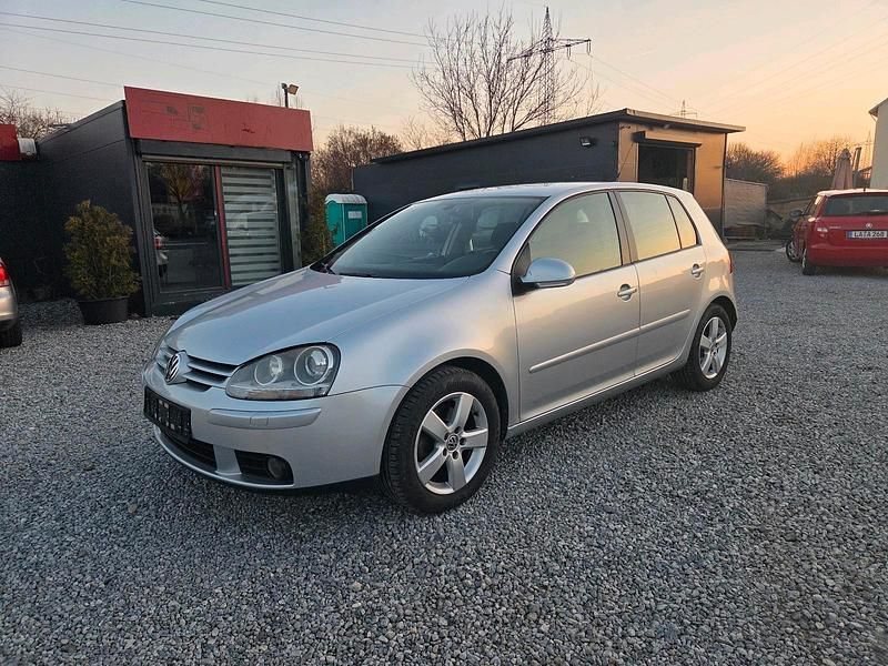Gebraucht VW Golf VI 140 PS (102 kW) 2008 Silber Kleinwagen