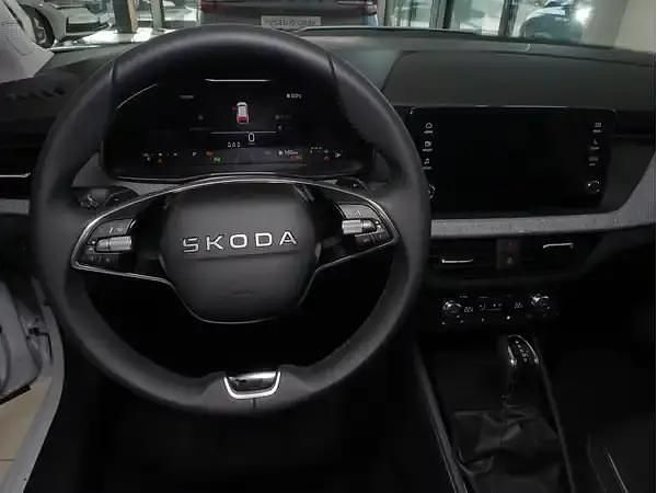 Neu Skoda Kamiq 116 PS (85 kW) 2026 Moon weiss SUV