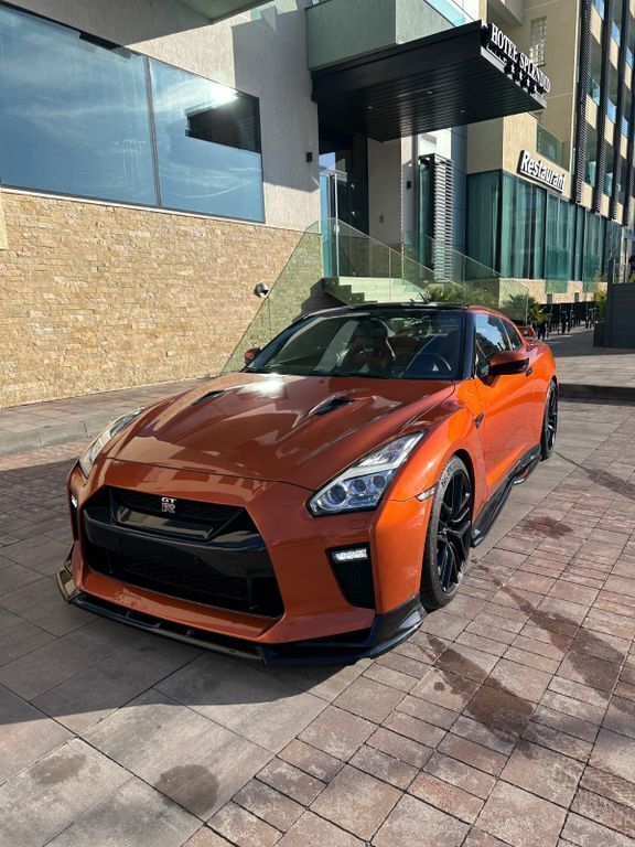 Orange Gebraucht 2017 Nissan GT-R Prestige Coupé | 95.000 € (Fairer Preis) - Bild 1/4