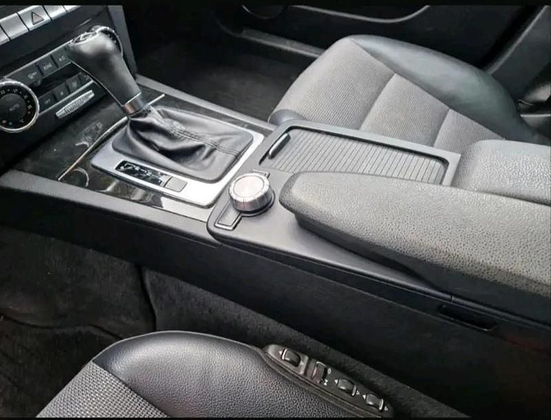 Gebraucht Mercedes C220 170 PS (125 kW) 2012 Schwarz Kombi