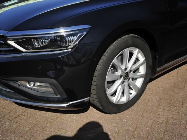 Usata VW Passat Elegance 150 CV (110 kW) 2021 Nero Station wagon