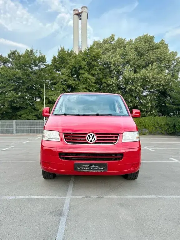 Gebraucht VW Caravelle 131 PS (96 kW) 2006 Rot Van