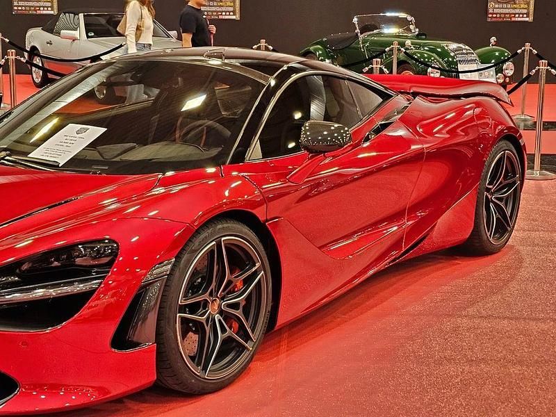 Rot Gebraucht 2018 McLaren 720S Coupé | 195.000 € (Fairer Preis) - Bild 1/1