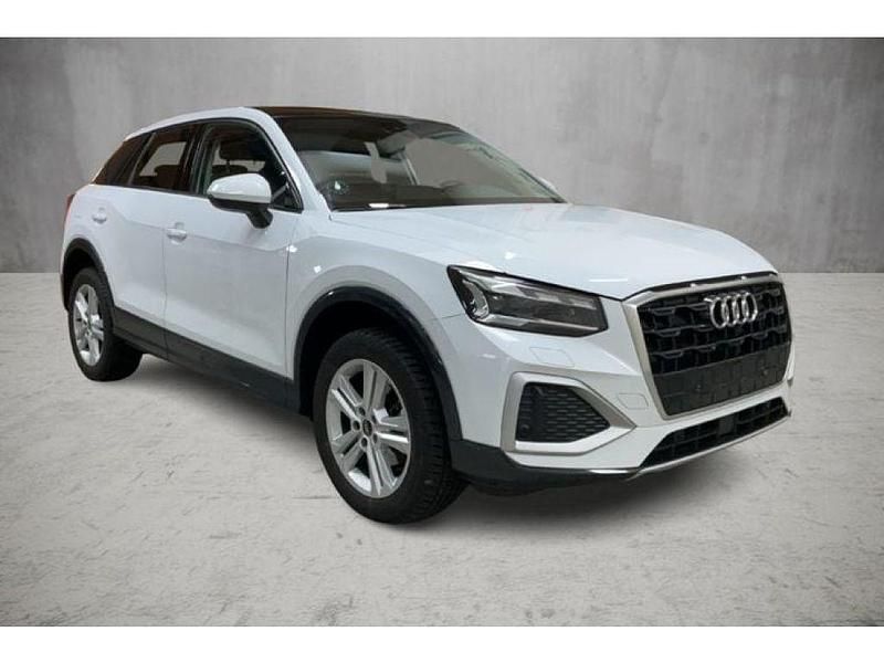 Gebraucht Audi Q2 150 PS (110 kW) 2023 Gletscherweiß (metallic) SUV