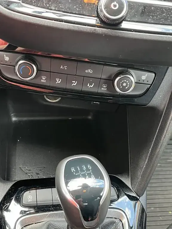 Gebraucht Opel Corsa 101 PS (74 kW) 2022 Schwarz Kleinwagen