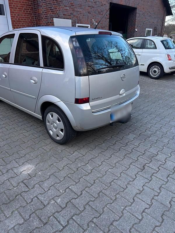 Gebraucht Opel Meriva 90 PS (66 kW) 2008 Silber Van / Kleinbus