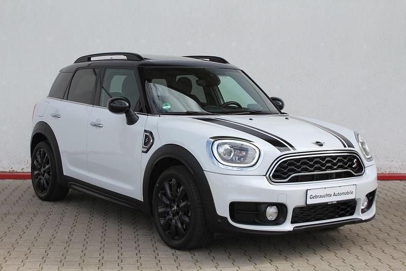 Weiß Gebraucht 2018 Mini John Cooper Works Countryman SUV | 19.375 € (Superpreis) - Bild 1/4