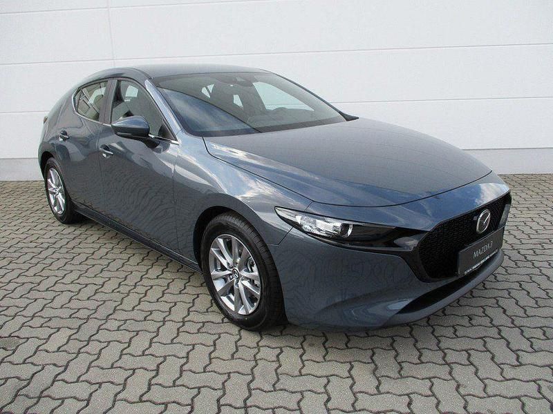 Neu Mazda 3 Prime-Line 140 PS (102 kW) 2026 Arctic white Limousine