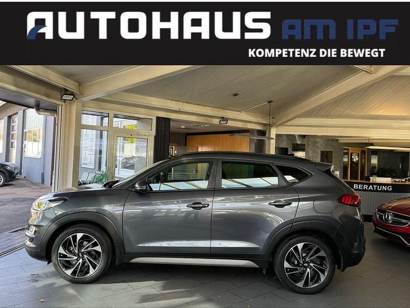 Grau Gebraucht 2019 Hyundai Tucson Trend SUV | 17.990 € (Etwas zu teuer) - Bild 1/4
