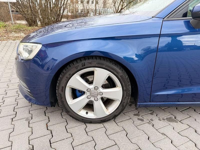 Gebraucht Audi A3 S-Line 150 PS (110 kW) 2013 Blau Limousine