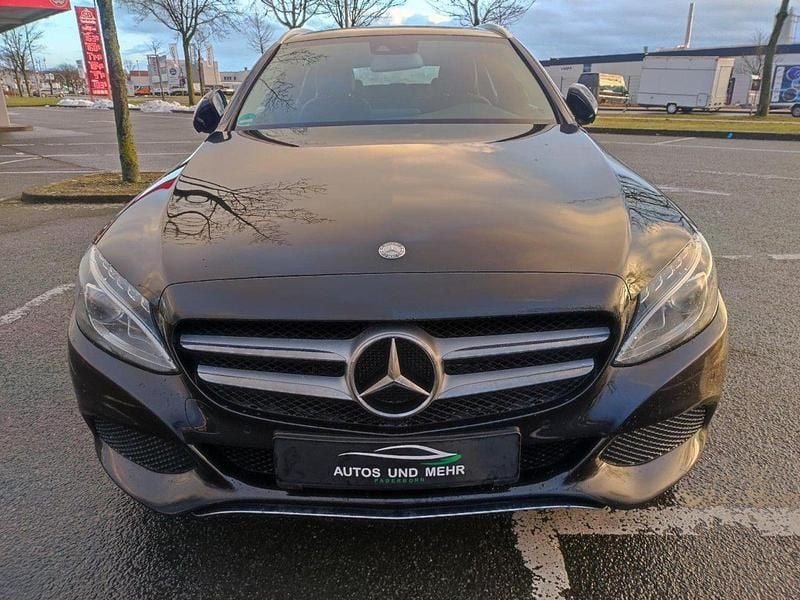 Gebraucht Mercedes C200 Avantgarde 184 PS (135 kW) 2015 Schwarz Kombi