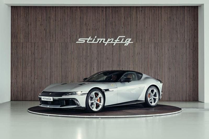 Silber Gebraucht 2025 Ferrari 12Cilindri | 515.000 € - Bild 1/4