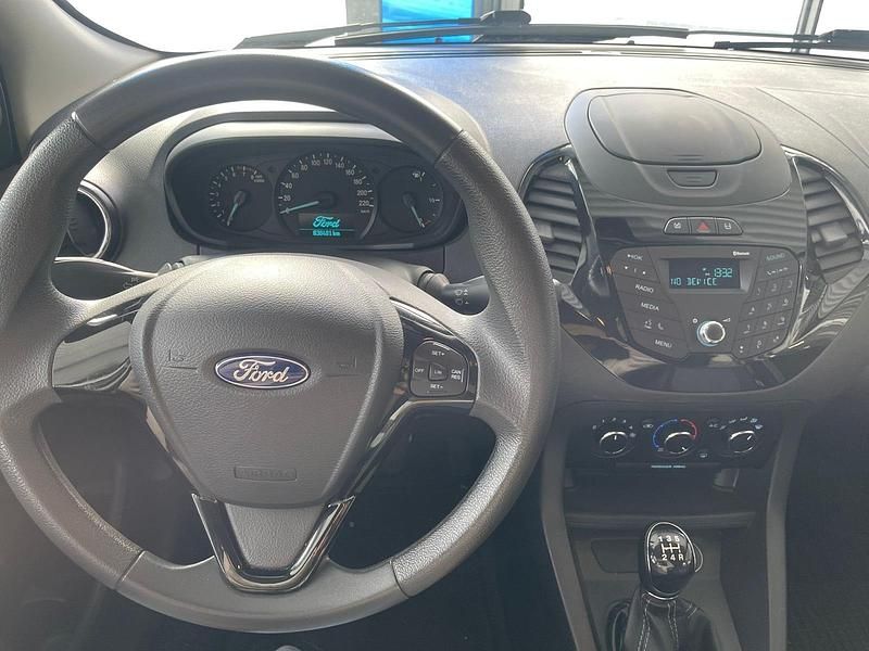 Gebraucht Ford Ka Plus 70 PS (51 kW) 2018 Weiß Kleinwagen