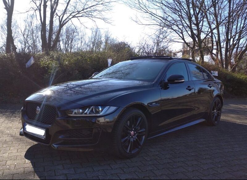 Schwarz Gebraucht 2016 Jaguar XE R-Sport Limousine | 17.290 € (Etwas zu teuer) - Bild 1/4