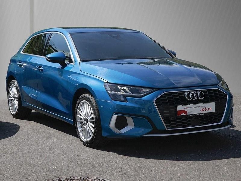 Gebraucht Audi A3 Advanced 116 PS (85 kW) 2022 Atollblau metallic Limousine