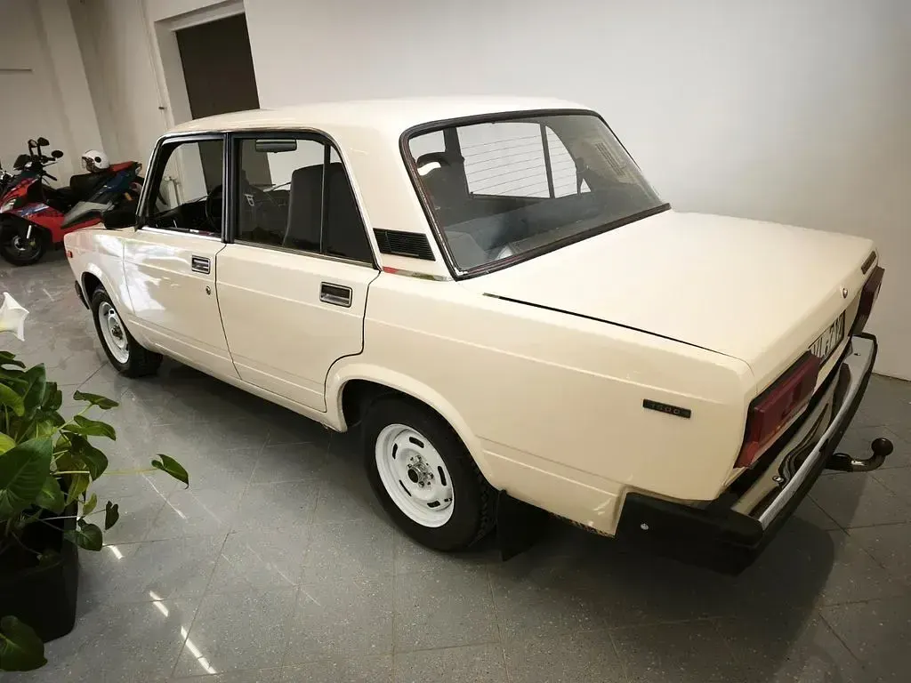 Gebraucht Lada 2107 75 PS (55 kW) 1990 Beige Limousine
