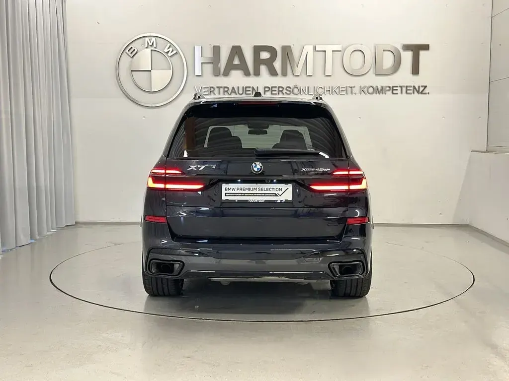 Gebraucht BMW X7 Exclusive 340 PS (250 kW) 2025 Schwarz SUV