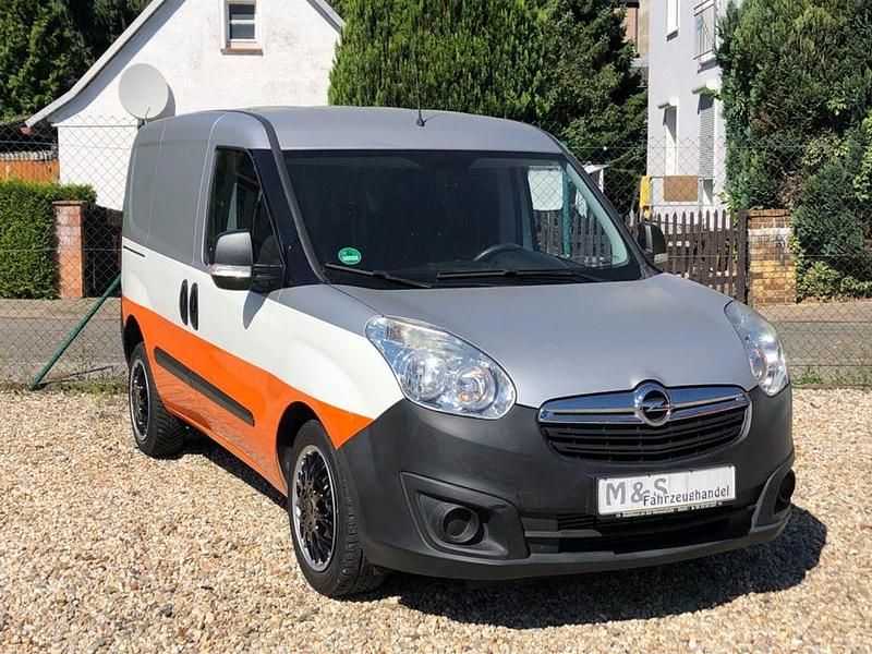 Gebraucht Opel Combo 90 PS (66 kW) 2014 Weiß Van / Kleinbus