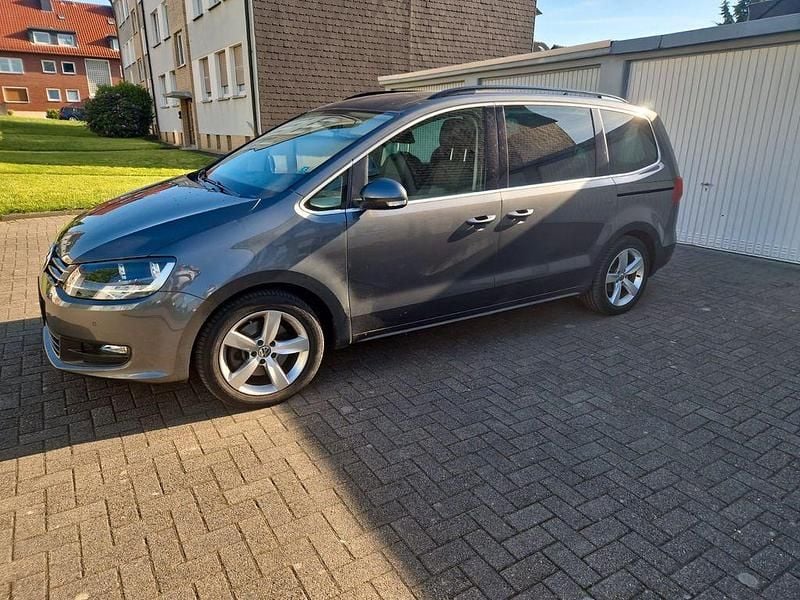 Gebraucht VW Sharan Trendline 140 PS (102 kW) 2011 Schwarz Van / Kleinbus