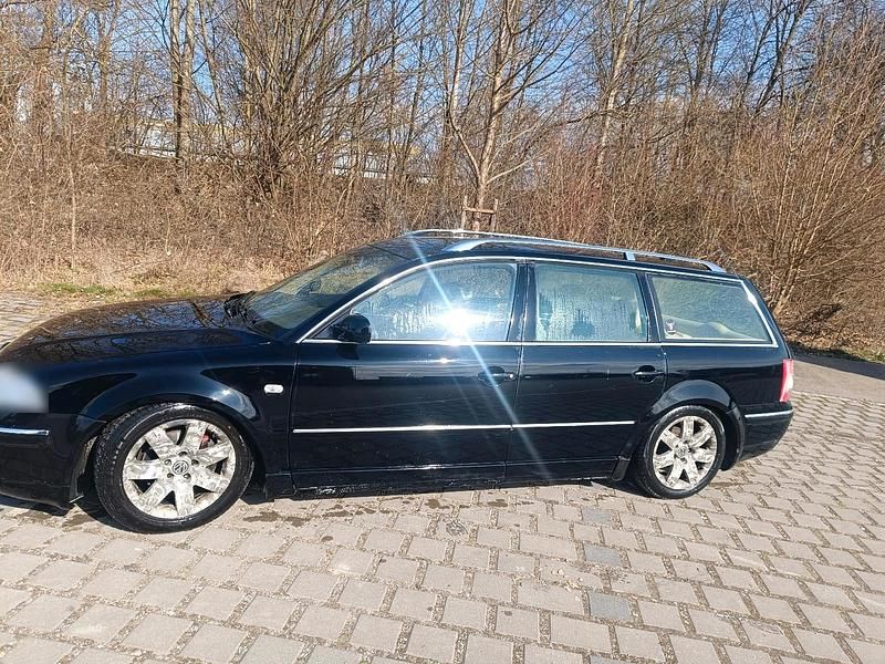 Gebraucht VW Passat 240 PS (176 kW) 2001 Schwarz Kombi