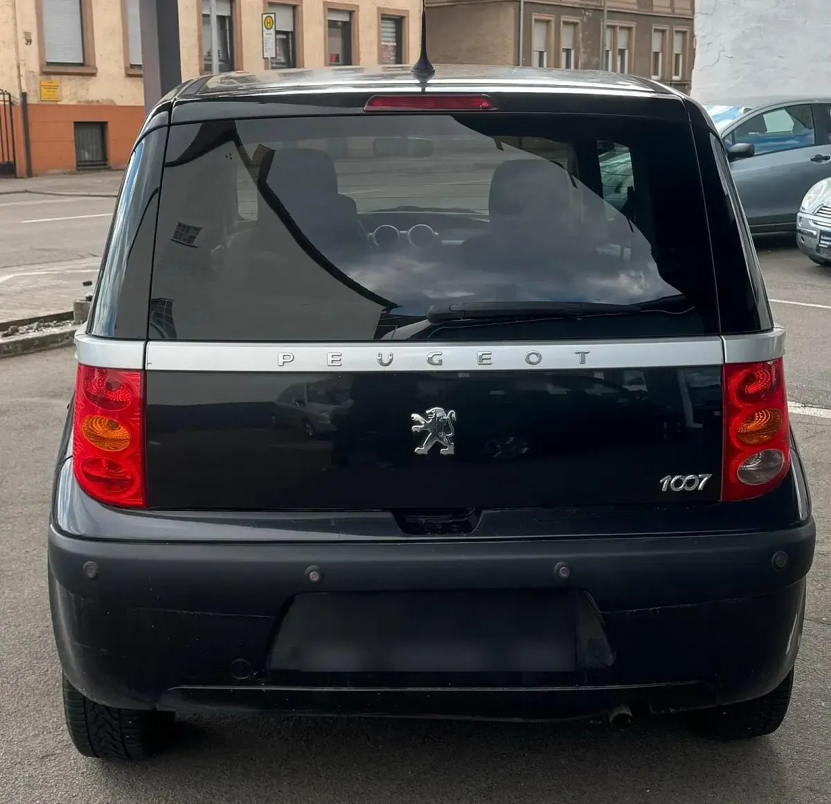 Gebraucht Peugeot 1007 80 PS (58 kW) 2007 Schwarz Van / Kleinbus