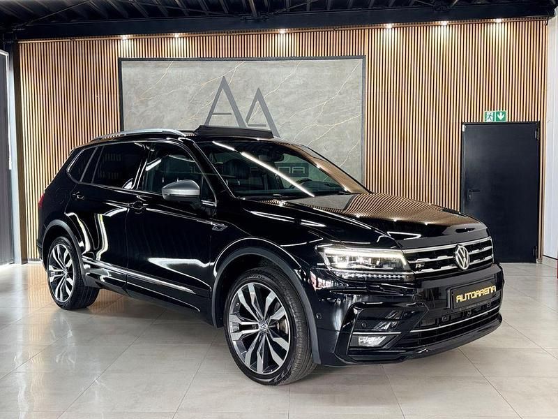 Schwarz Gebraucht 2022 VW Tiguan Allspace R-line SUV | 34.999 € (Etwas zu teuer) - Bild 1/4