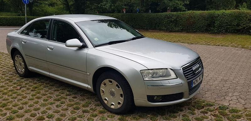 Schwarz Gebraucht 2005 Audi A8 Ambiente Limousine | 6.700 € (Guter Preis) - Bild 1/4