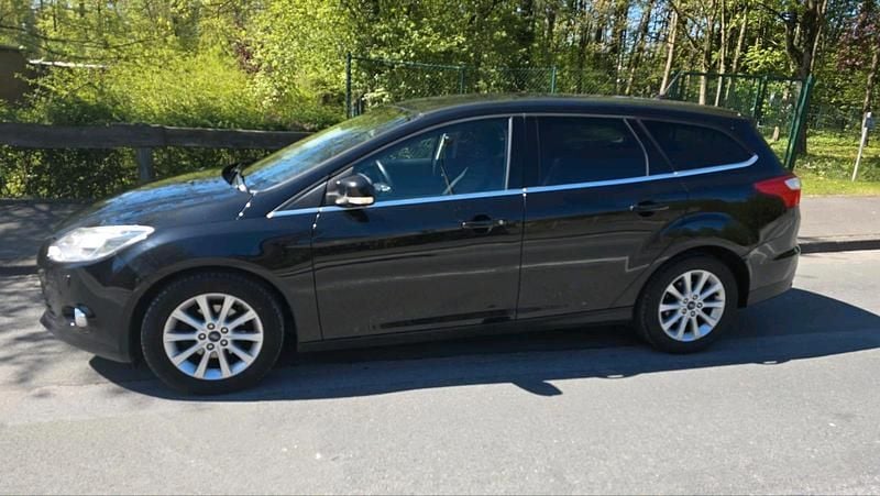 Gebraucht Ford Focus 2012 Schwarz Coupé