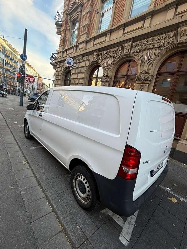 Gebraucht 2020 Mercedes Vito Van | 15.500 € (Fairer Preis) - Bild 1/4