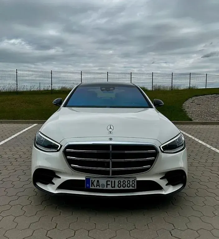 Gebraucht Mercedes S500 435 PS (319 kW) 2021 Weiß Limousine