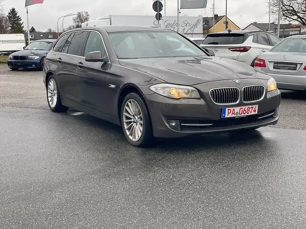 Second-hand BMW 520 184 CP (135 kW) 2012 Maro Break