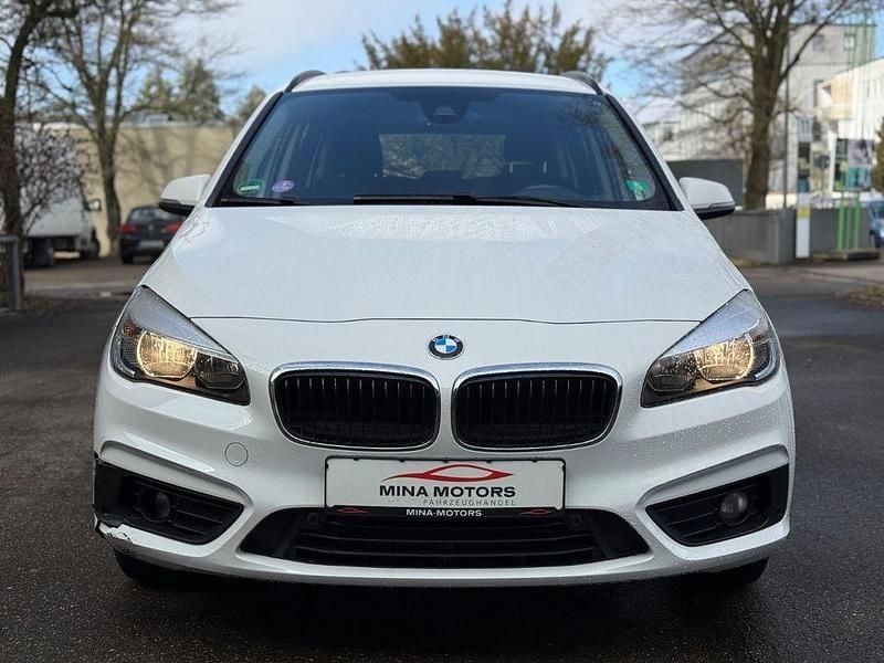 Gebraucht BMW 218 Gran Tourer Advantage 136 PS (100 kW) 2016 Weiß Van / Kleinbus