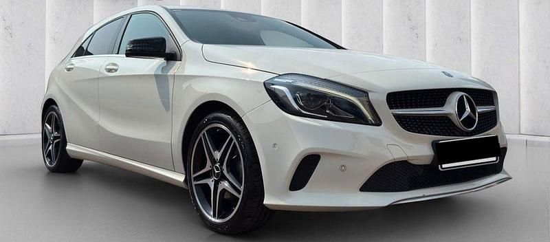 Weiß Gebraucht 2016 Mercedes A180 AMG Limousine | 12.300 € (Guter Preis) - Bild 1/4
