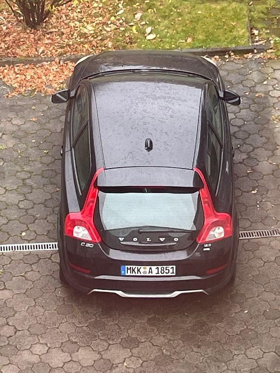 Schwarz Gebraucht 2010 Volvo C30 Kleinwagen | 4.450 € (Etwas zu teuer) - Bild 1/4